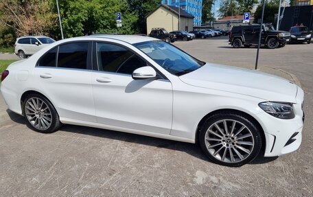 Mercedes-Benz C-Класс, 2019 год, 2 150 000 рублей, 5 фотография