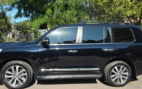 Toyota Land Cruiser 200, 2016 год, 4 750 000 рублей, 5 фотография