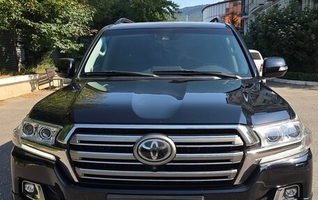 Toyota Land Cruiser 200, 2016 год, 4 750 000 рублей, 4 фотография