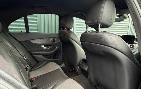 Mercedes-Benz C-Класс, 2019 год, 2 200 000 рублей, 19 фотография