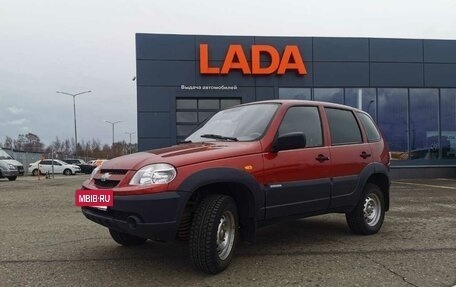 Chevrolet Niva I рестайлинг, 2012 год, 650 000 рублей, 4 фотография