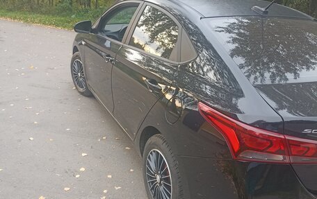 Hyundai Solaris II рестайлинг, 2021 год, 2 000 000 рублей, 16 фотография