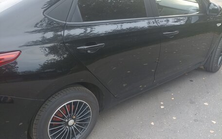 Hyundai Solaris II рестайлинг, 2021 год, 2 000 000 рублей, 18 фотография