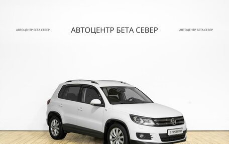 Volkswagen Tiguan I, 2016 год, 1 598 000 рублей, 2 фотография
