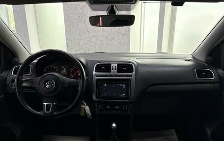 Volkswagen Polo VI (EU Market), 2015 год, 965 000 рублей, 29 фотография