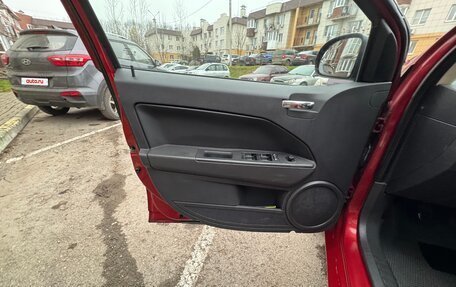 Dodge Caliber I рестайлинг, 2008 год, 270 000 рублей, 19 фотография