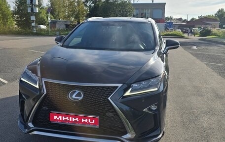Lexus RX IV рестайлинг, 2019 год, 3 990 000 рублей, 1 фотография