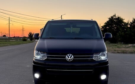 Volkswagen Multivan T5, 2010 год, 2 800 000 рублей, 3 фотография