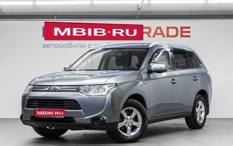 Mitsubishi Outlander III рестайлинг 3, 2013 год, 1 200 000 рублей, 1 фотография