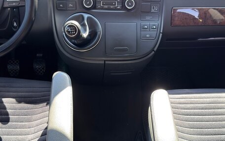 Volkswagen Multivan T5, 2010 год, 2 800 000 рублей, 17 фотография