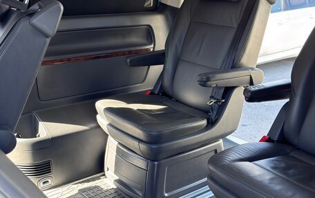 Volkswagen Multivan T5, 2010 год, 2 800 000 рублей, 15 фотография