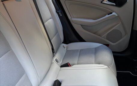 Mercedes-Benz CLA, 2013 год, 1 350 000 рублей, 11 фотография