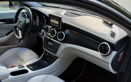 Mercedes-Benz CLA, 2013 год, 1 350 000 рублей, 15 фотография