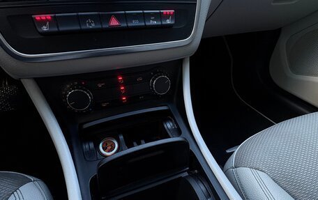 Mercedes-Benz CLA, 2013 год, 1 350 000 рублей, 26 фотография