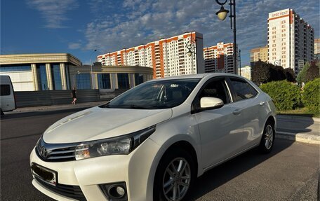 Toyota Corolla, 2013 год, 1 260 000 рублей, 5 фотография