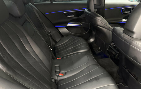Mercedes-Benz E-Класс, 2024 год, 7 350 000 рублей, 18 фотография