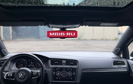 Volkswagen Golf GTI VII, 2017 год, 2 170 000 рублей, 8 фотография