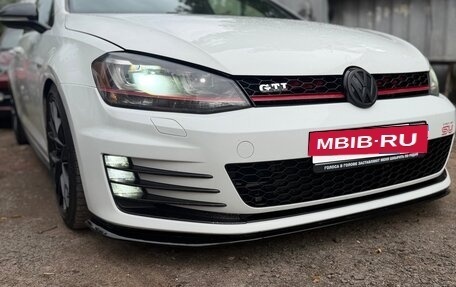 Volkswagen Golf GTI VII, 2017 год, 2 170 000 рублей, 2 фотография