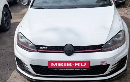 Volkswagen Golf GTI VII, 2017 год, 2 170 000 рублей, 14 фотография