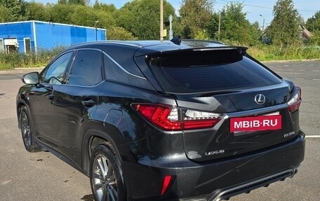 Lexus RX IV рестайлинг, 2019 год, 3 990 000 рублей, 7 фотография