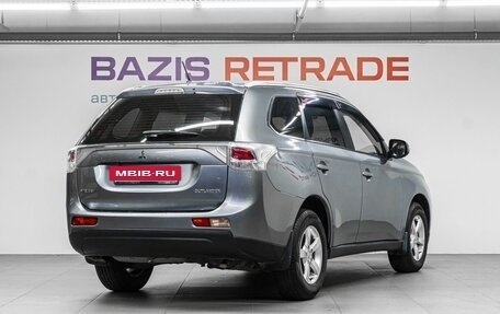 Mitsubishi Outlander III рестайлинг 3, 2013 год, 1 200 000 рублей, 6 фотография