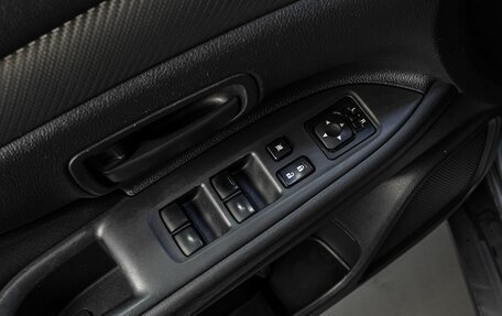 Mitsubishi Outlander III рестайлинг 3, 2013 год, 1 200 000 рублей, 12 фотография