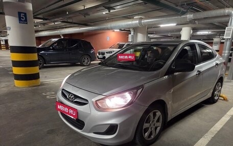 Hyundai Solaris II рестайлинг, 2013 год, 429 000 рублей, 11 фотография