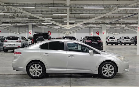 Toyota Avensis III рестайлинг, 2010 год, 965 000 рублей, 5 фотография