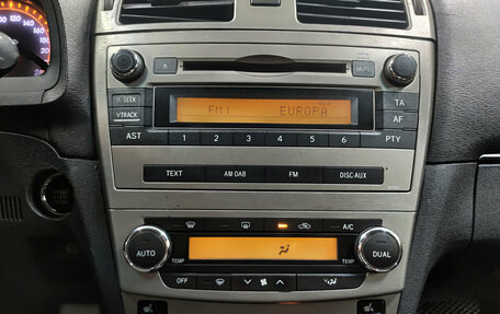 Toyota Avensis III рестайлинг, 2010 год, 965 000 рублей, 18 фотография