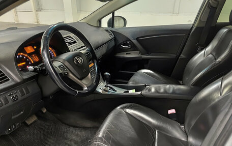 Toyota Avensis III рестайлинг, 2010 год, 965 000 рублей, 20 фотография