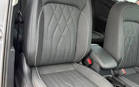 Volkswagen Tiguan II, 2023 год, 2 376 555 рублей, 14 фотография