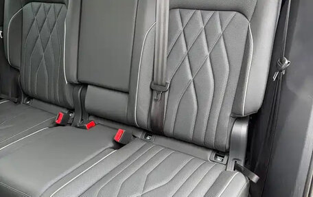 Volkswagen Tiguan II, 2023 год, 2 376 555 рублей, 17 фотография