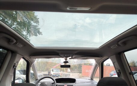 Citroen C4 Picasso II рестайлинг, 2012 год, 420 000 рублей, 15 фотография
