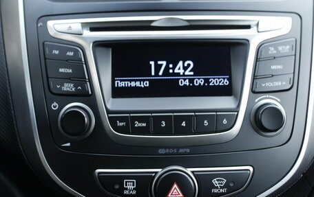 Hyundai Solaris II рестайлинг, 2016 год, 1 295 000 рублей, 14 фотография