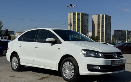 Volkswagen Polo VI (EU Market), 2017 год, 949 000 рублей, 2 фотография