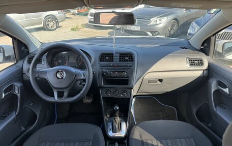 Volkswagen Polo VI (EU Market), 2017 год, 949 000 рублей, 13 фотография