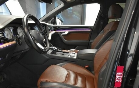 Volkswagen Touareg III, 2021 год, 5 700 000 рублей, 24 фотография