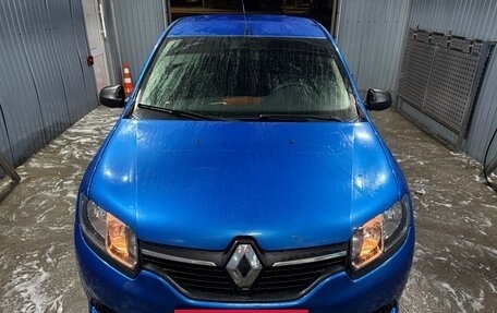 Renault Logan II, 2014 год, 569 000 рублей, 2 фотография