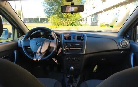 Renault Logan II, 2014 год, 569 000 рублей, 7 фотография