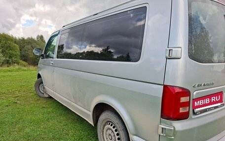 Volkswagen Caravelle T6 рестайлинг, 2016 год, 2 300 000 рублей, 4 фотография