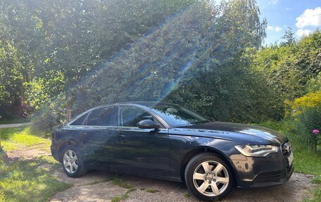 Audi A6, 2011 год, 1 890 000 рублей, 14 фотография