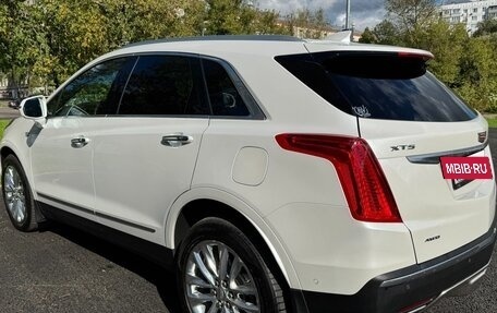 Cadillac XT5 I рестайлинг, 2019 год, 2 730 000 рублей, 2 фотография