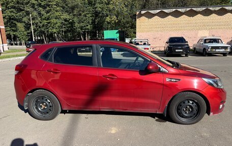KIA Rio III рестайлинг, 2015 год, 950 000 рублей, 2 фотография