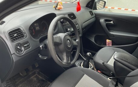 Volkswagen Polo VI (EU Market), 2015 год, 700 000 рублей, 3 фотография