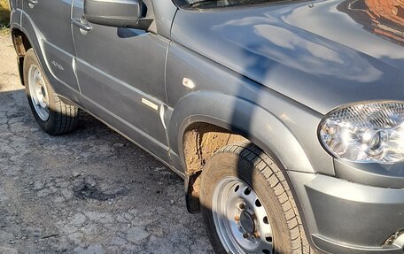 Chevrolet Niva I рестайлинг, 2013 год, 490 000 рублей, 3 фотография