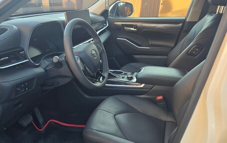 Toyota Highlander, 2026 год, 5 100 000 рублей, 9 фотография