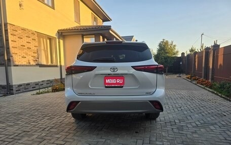 Toyota Highlander, 2026 год, 5 100 000 рублей, 4 фотография