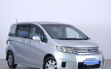 Honda Freed I, 2012 год, 1 069 000 рублей, 2 фотография