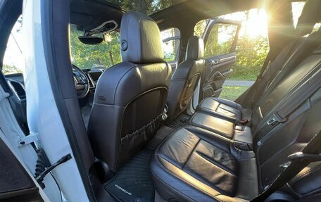 Porsche Cayenne III, 2012 год, 2 500 000 рублей, 15 фотография