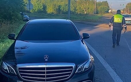 Mercedes-Benz E-Класс, 2017 год, 1 720 000 рублей, 2 фотография
